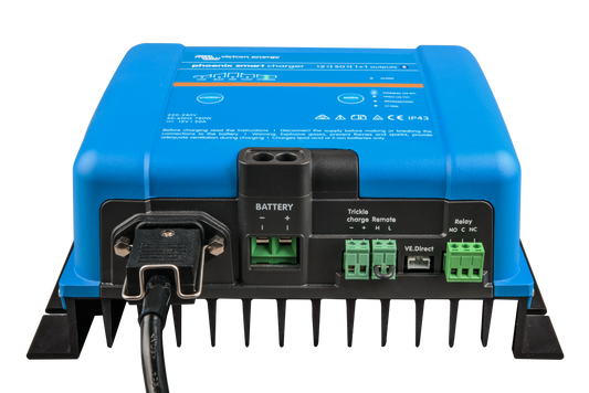 Victron Phoenix Smart IP43 12V/50A Charger 1+1